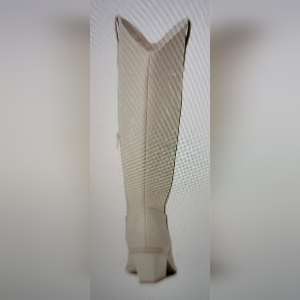 Comfy rated 4.7. Women's Cream Knee-High Boots - Picture 5 of 14